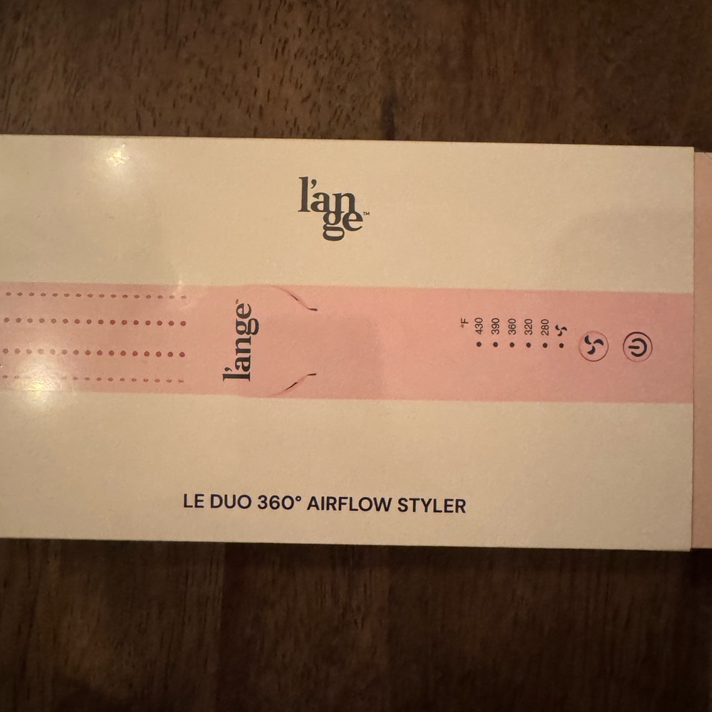 Lange Le Duo 360° Airflow Styler in Pink and White - Picture 2 of 6